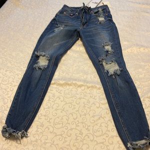 RIP AND DESTROY SUPER SUPER HIGH RISE “VINTAGE MOM JEANS”